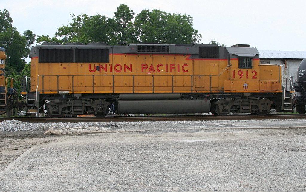 UP 1912, leased by CSX for local power